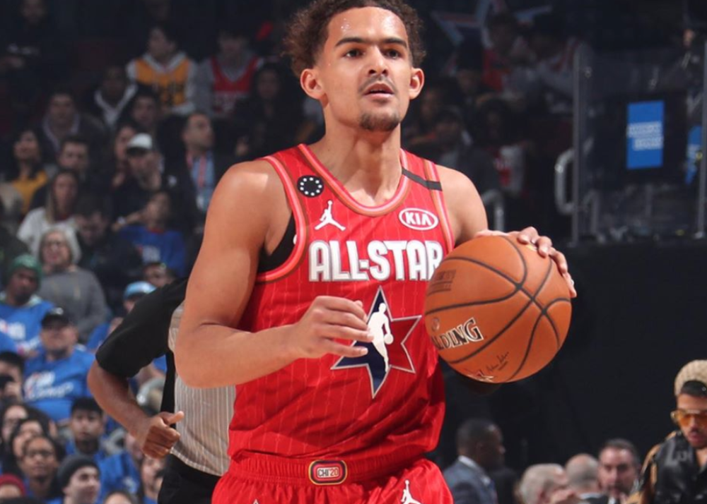  库里三分雨倾盆勇士大胜快船重返西部榜首