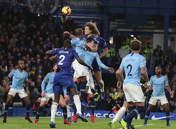  曼联年轻中场世界波破门终结狼队不败金身